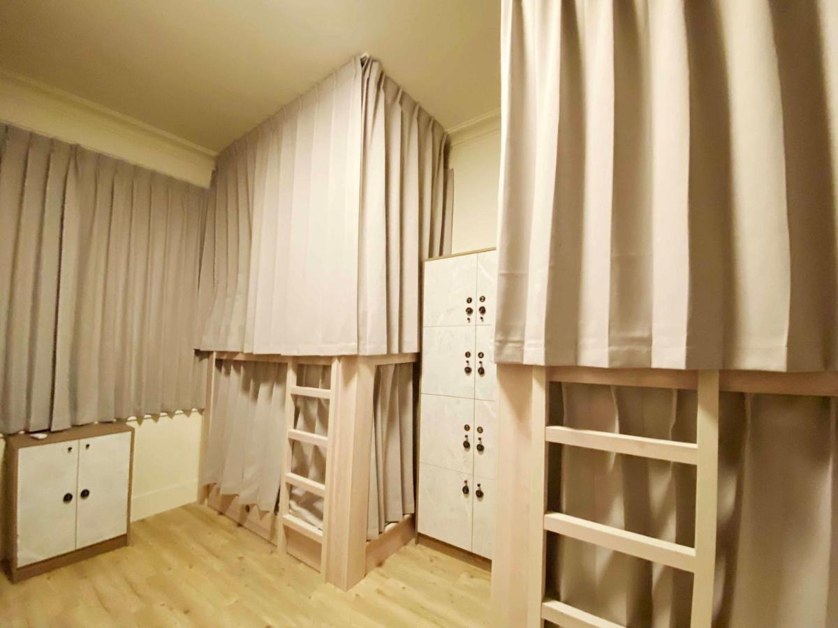 1881 Ya Ka Hostel Tajnan Kültér fotó